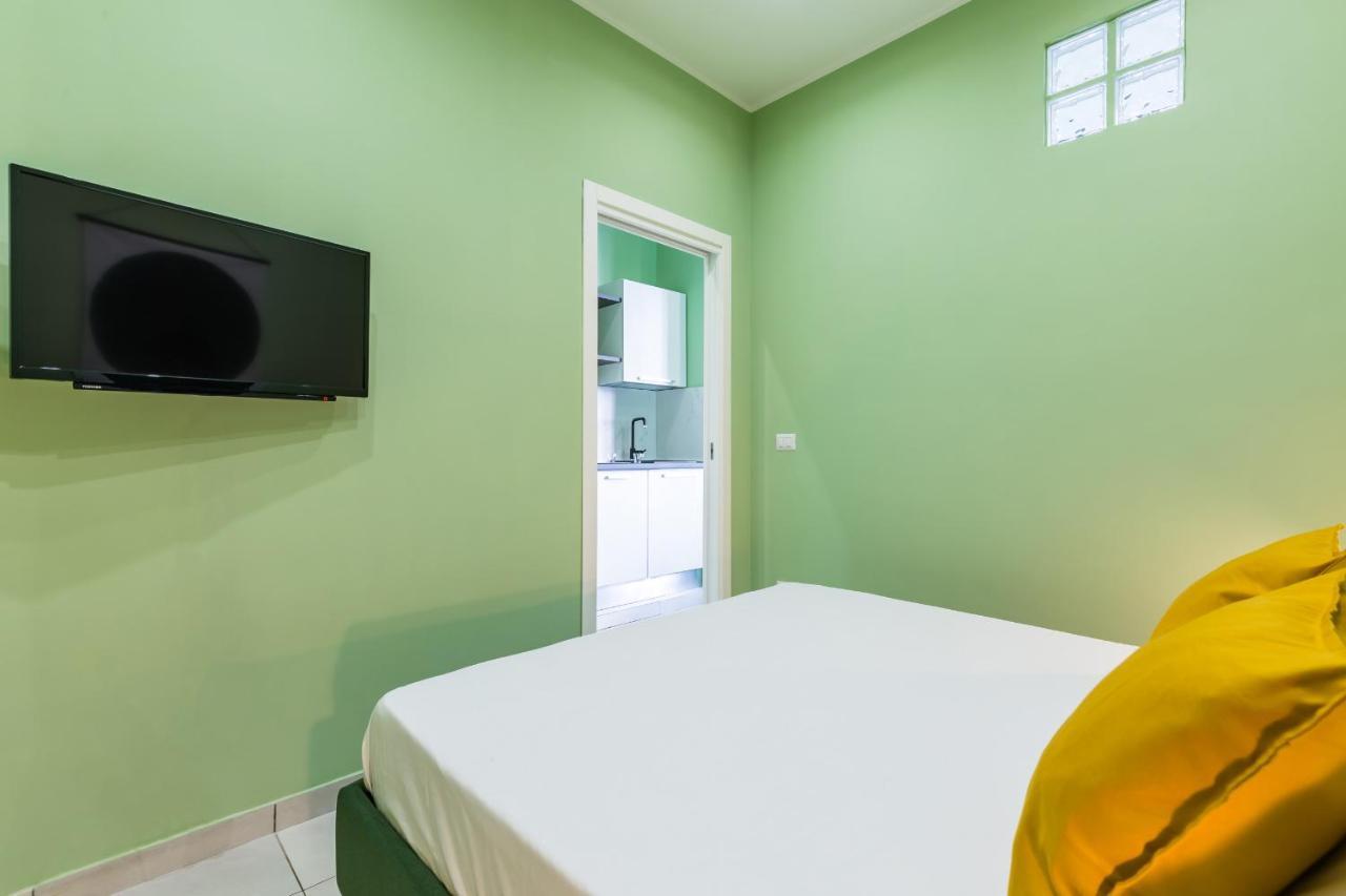 Toledo Stylish Apartments By Wonderful Italy เนเปิลส์ ภายนอก รูปภาพ