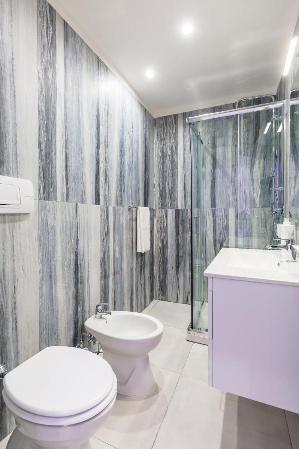 Toledo Stylish Apartments By Wonderful Italy เนเปิลส์ ภายนอก รูปภาพ