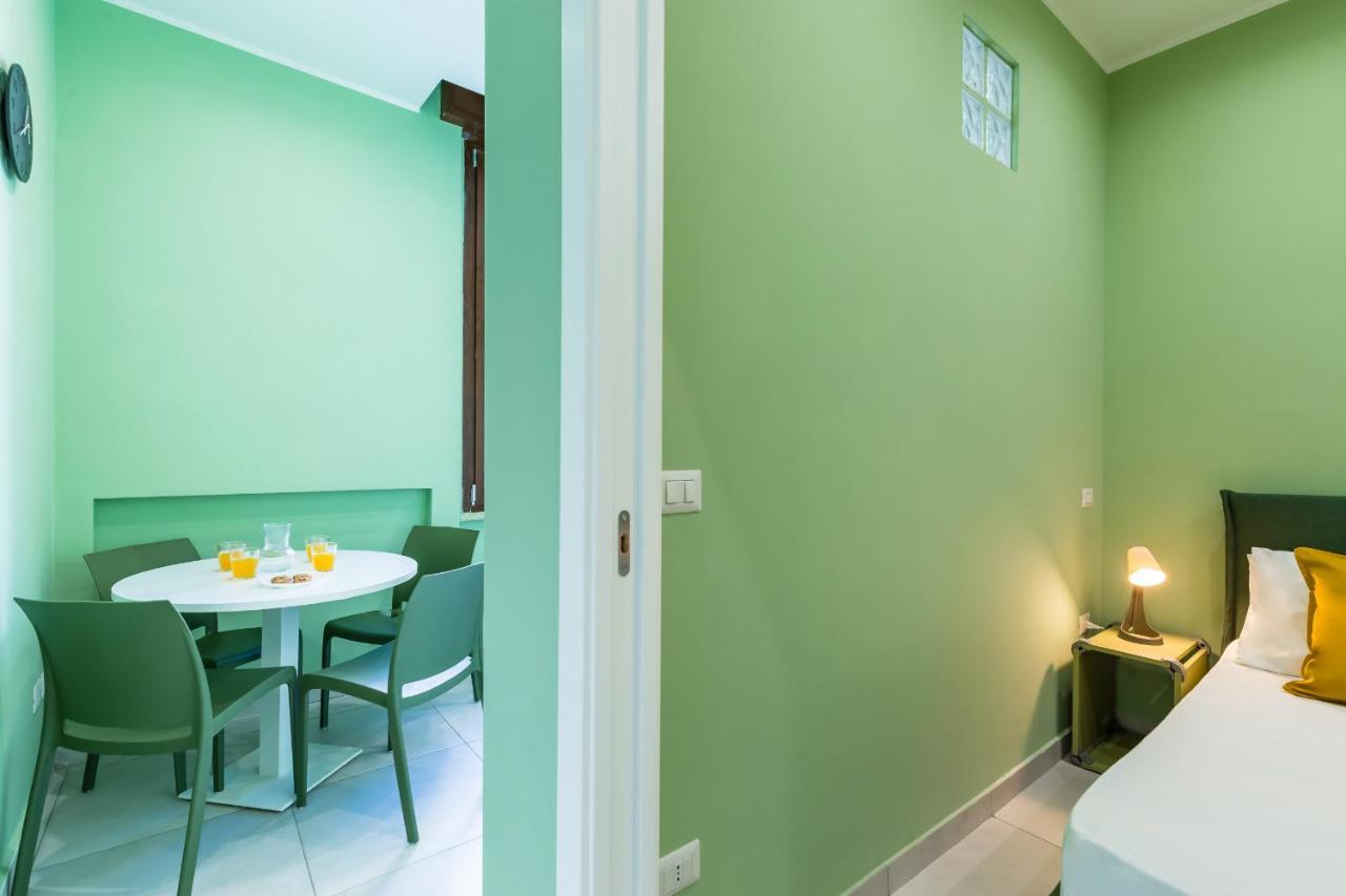 Toledo Stylish Apartments By Wonderful Italy เนเปิลส์ ภายนอก รูปภาพ