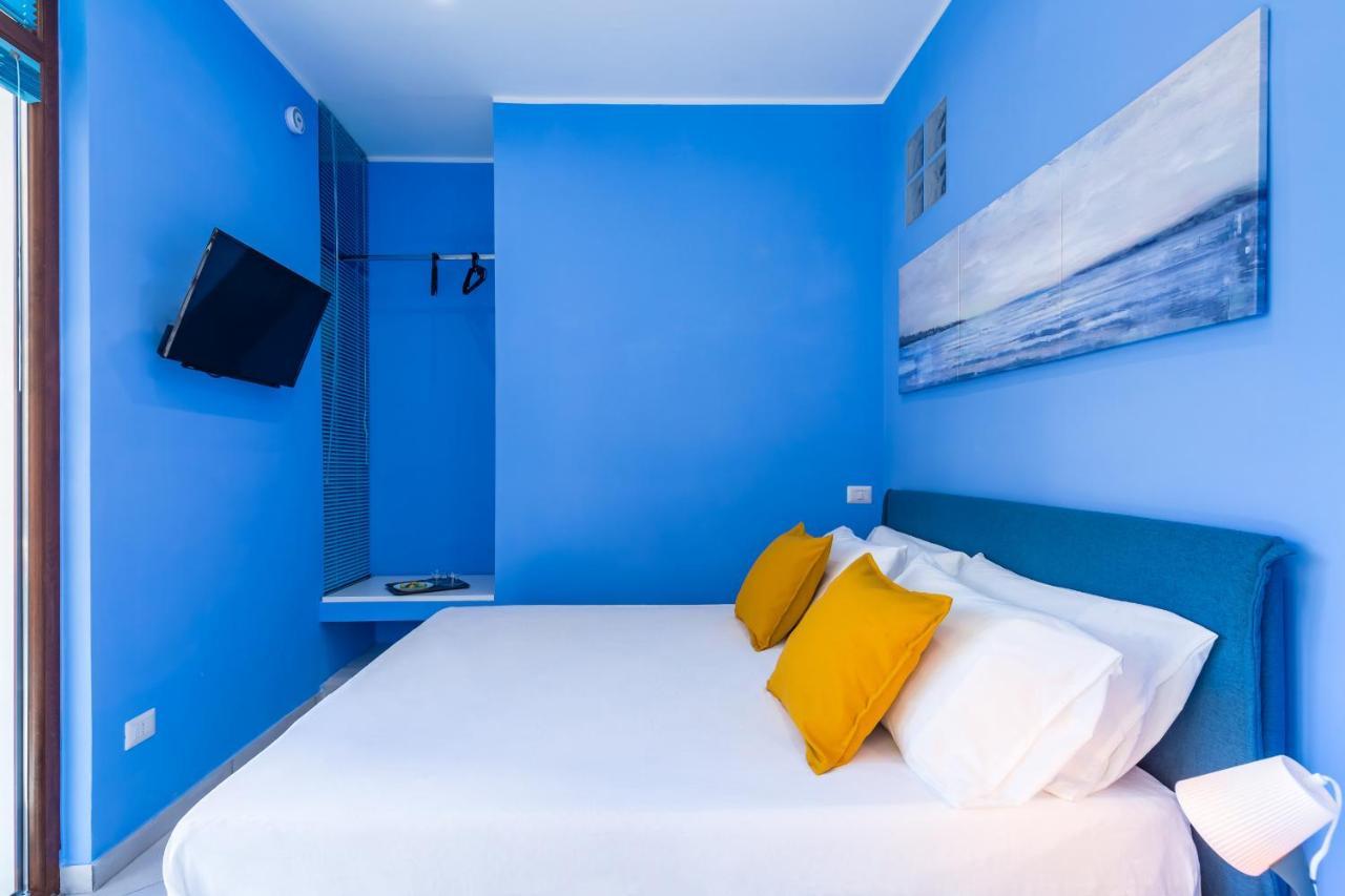 Toledo Stylish Apartments By Wonderful Italy เนเปิลส์ ภายนอก รูปภาพ