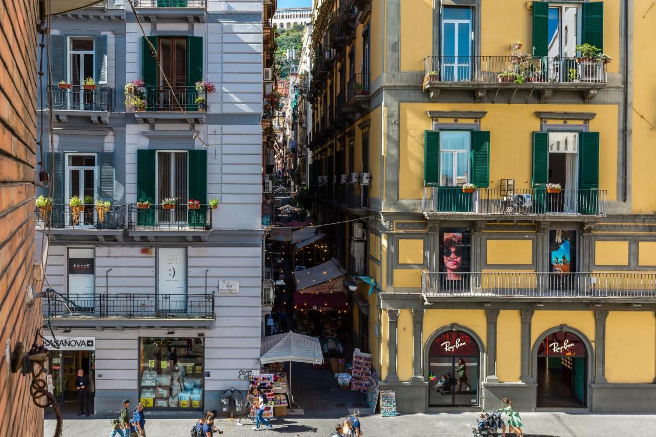 Toledo Stylish Apartments By Wonderful Italy เนเปิลส์ ภายนอก รูปภาพ