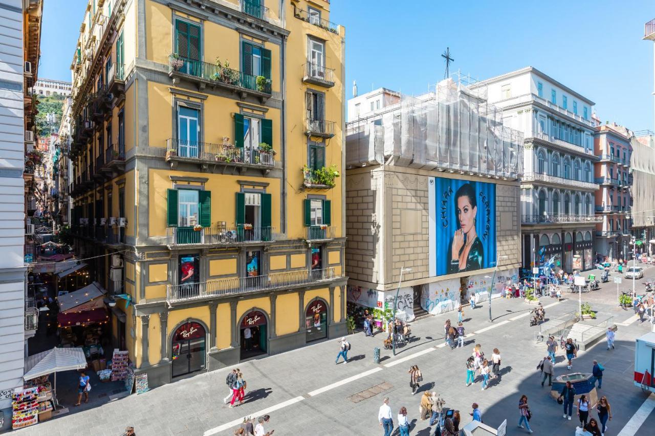 Toledo Stylish Apartments By Wonderful Italy เนเปิลส์ ภายนอก รูปภาพ